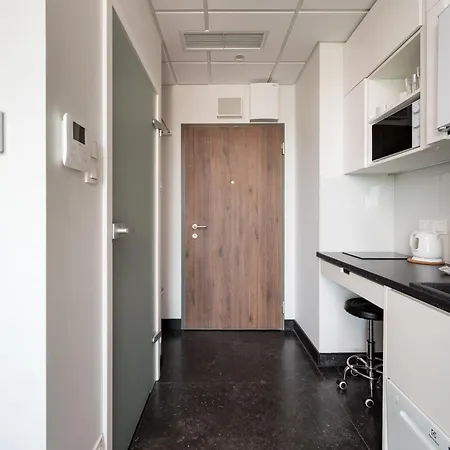 New Comfort 546 By Bookinghost